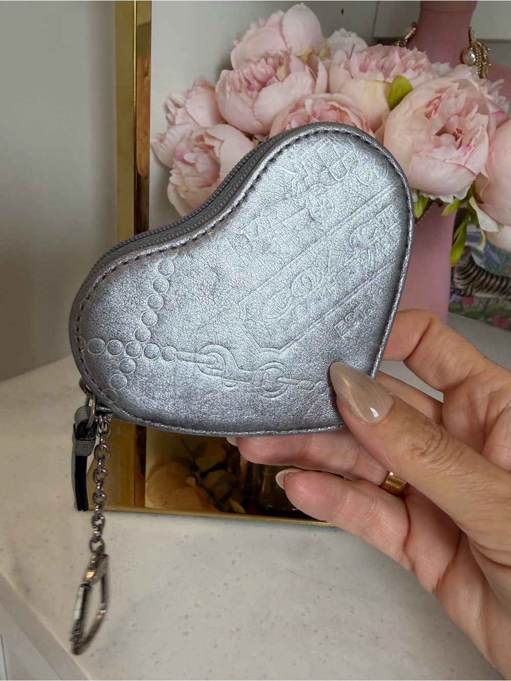 Coach EUC leather imprinted Silver Heart Key Holder Charm Pouch